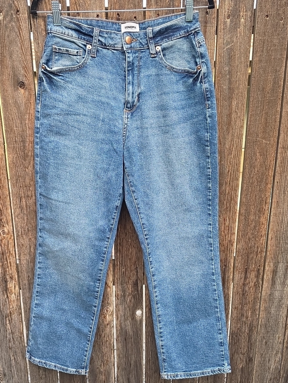 SONOMA Classic High Rise Straight-Leg Women’s Jeans in Light Blue Wash
